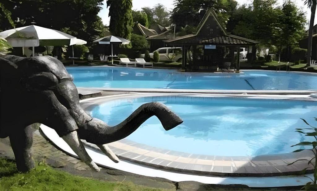 Hotel Batik Yogyakarta Exterior foto