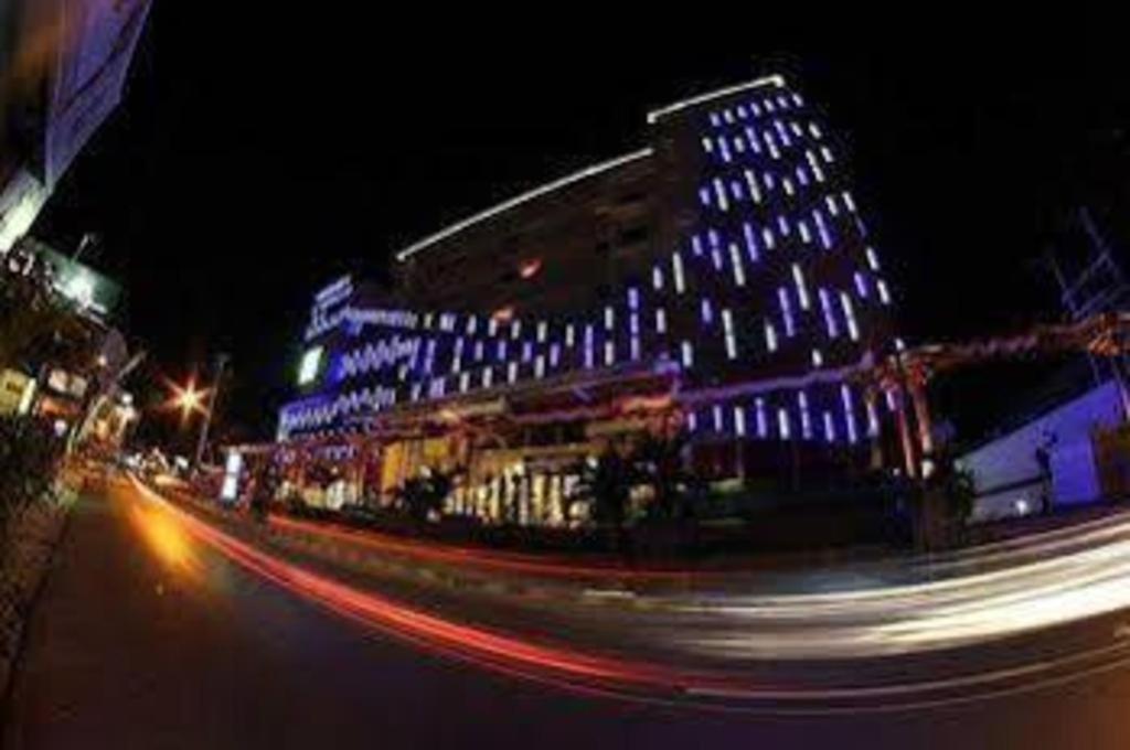 Hotel Batik Yogyakarta Exterior foto